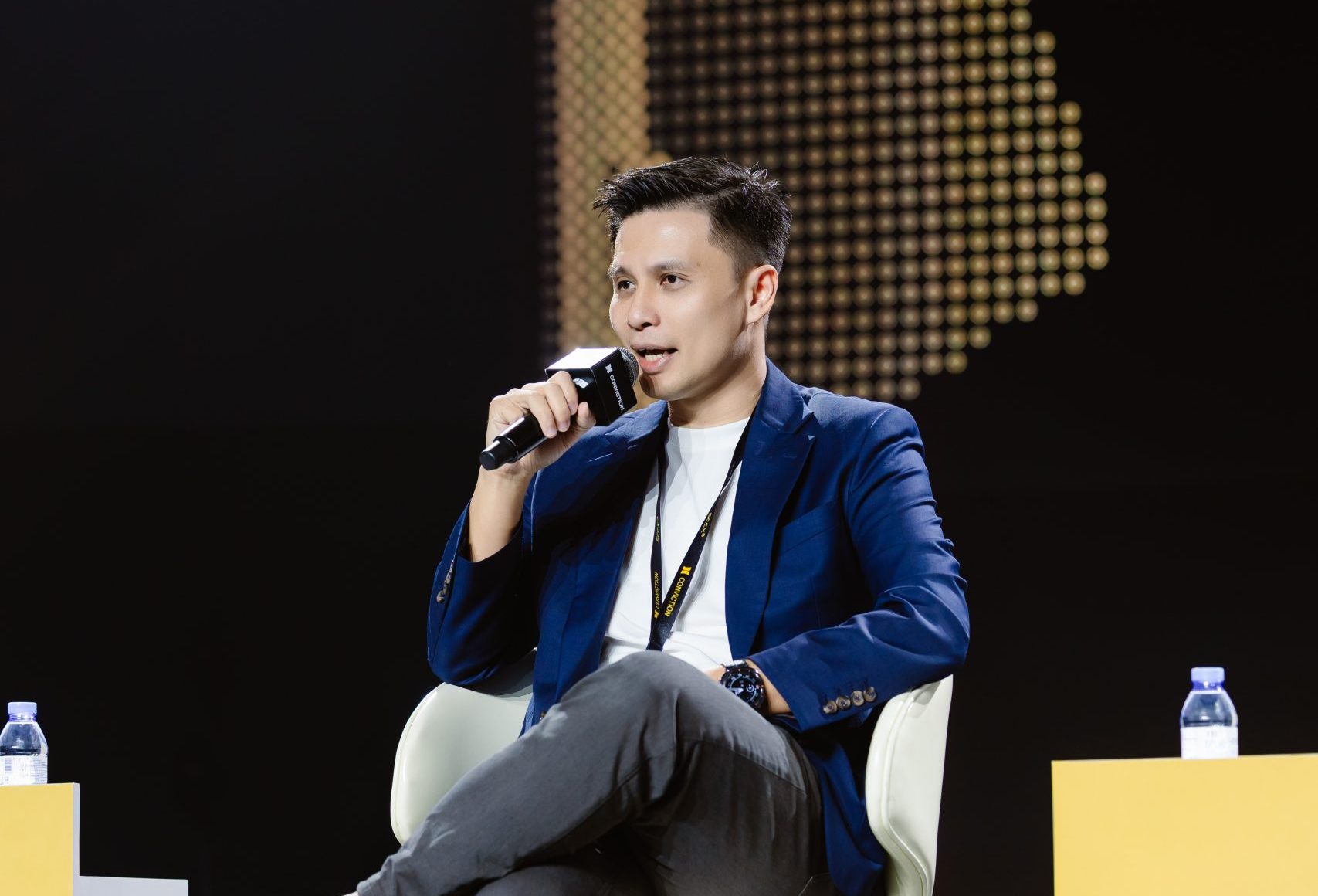 Ông Nguyễn Việt Anh, Chief Transformation Officer tại PMAX, chia sẻ tại Conviction 2026.